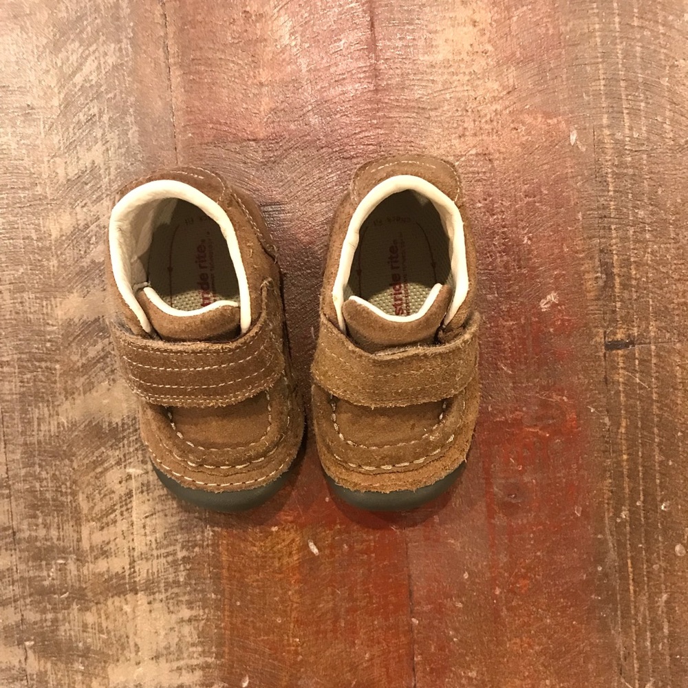Stride rite baby booties